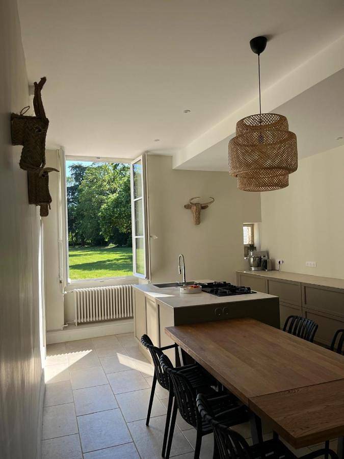 Location de vacances pour 7 personnes, avec vue et jardin à Mardié - 3