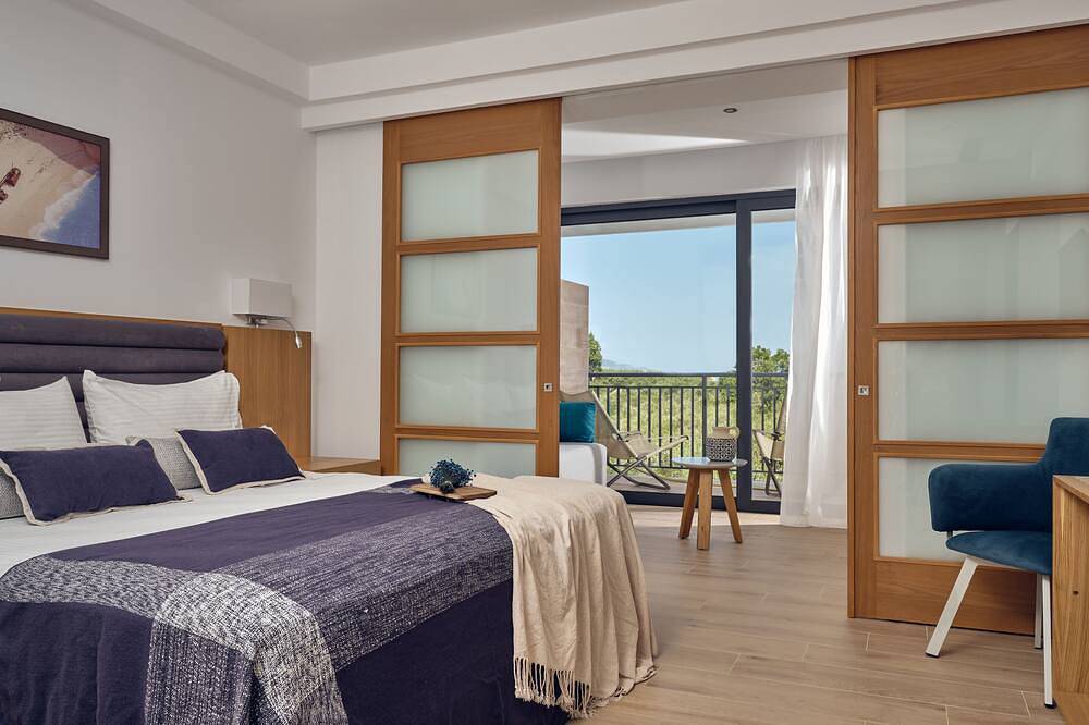 Deluxe Suite mit Außenwhirlpool Annex 200 in Drosia (Zakynthos), Kipseli