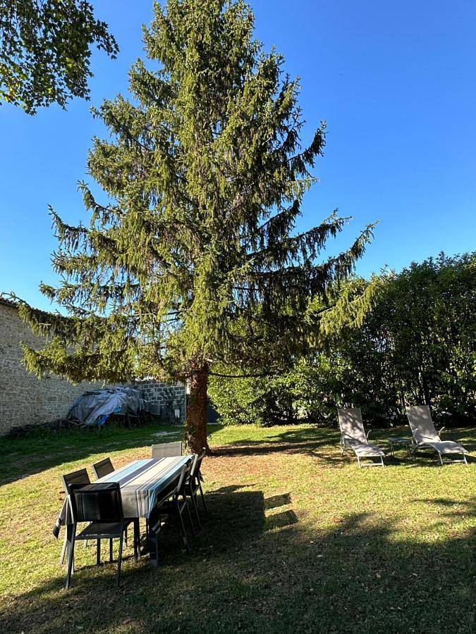 Maison de campagne cosy dans la verdure in Champniers, Charente