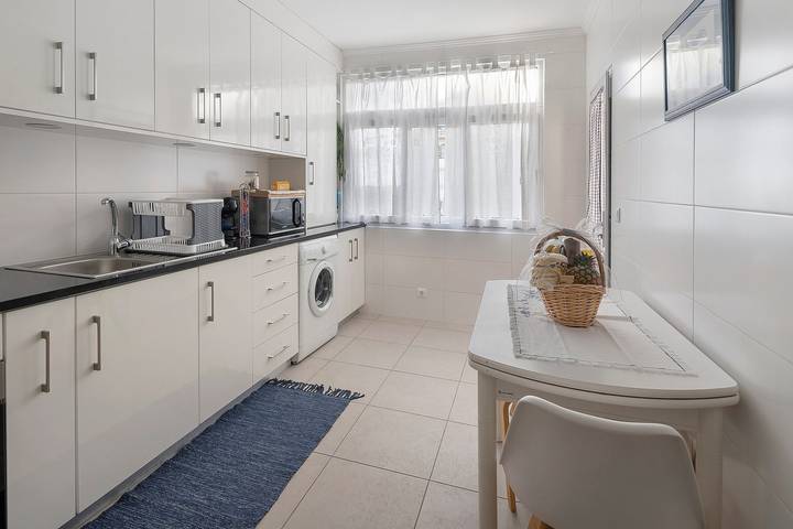 Apartamento entero, Apartamento 'Sérénité' con Balcón, Wi-Fi y Aire Acondicionado in Isla de San Miguel, Ponta Delgada