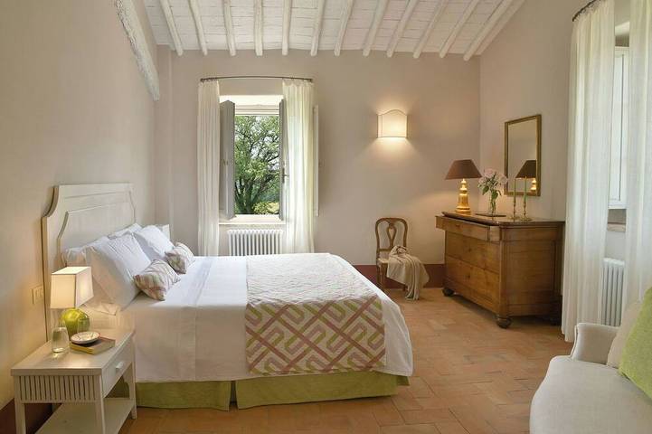 Villa in Frosini mit 6 Schlafzimmern 12 Schlafplätzen in Chiusdino, Siena Provinz