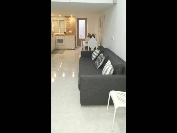 Entire apartment, Stunning Loft Apartment Air conditioning, impressive modern conversion in El Barrio, Alicante