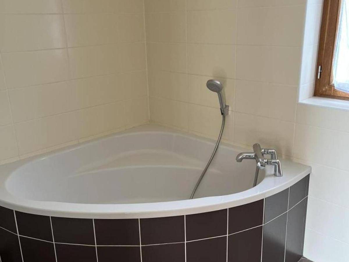 Gîte La Huzarde à Montbeugny pour 4 pers. avec animaux admis et parking - Fr-1-489-599 in Montbeugny, Allier