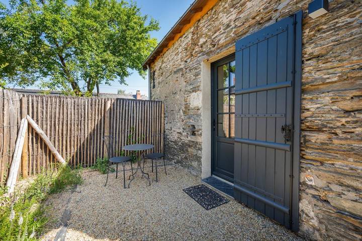 Location de vacances pour 2 personnes, avec jardin et terrasse à Trélazé - 2