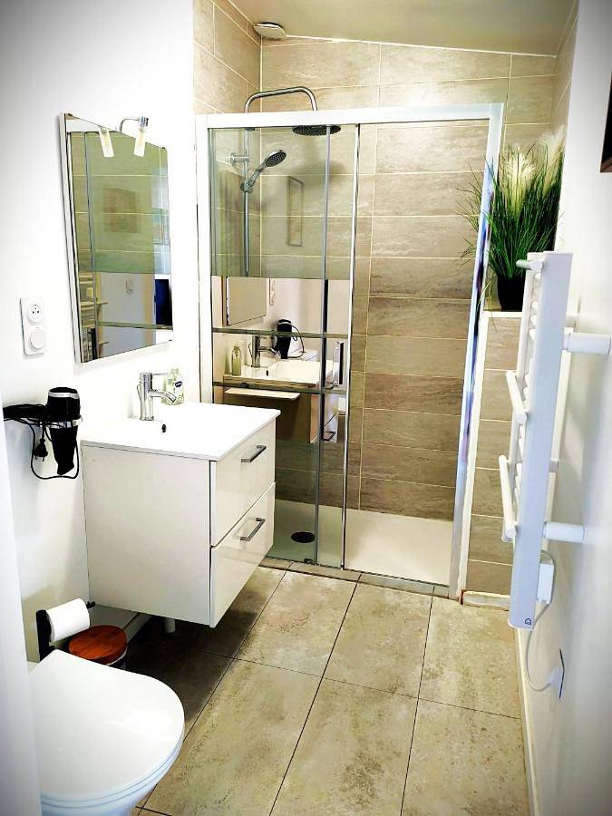 Gîte pour 4 personnes, avec terrasse à Virsac - 4