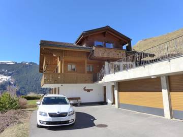 Gîte pour 4 personnes, avec vue et terrasse à Grindelwald