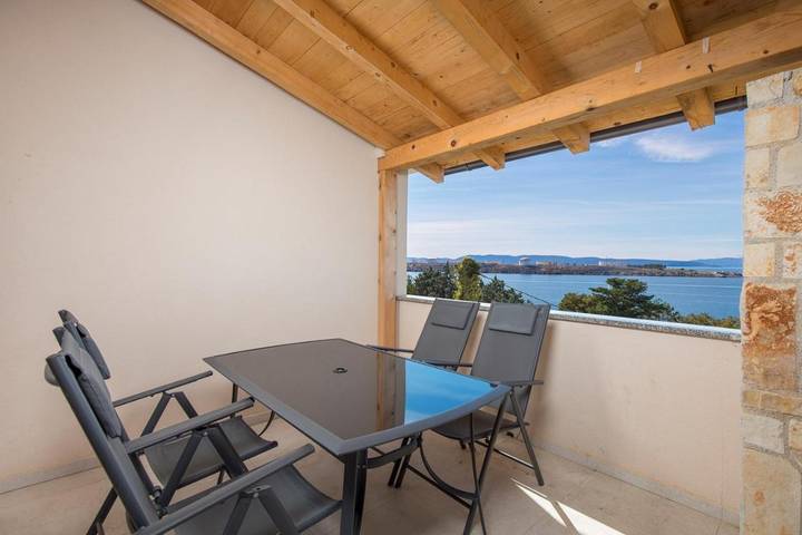 Maison d’hôte pour 7 personnes, avec jardin et balcon dans Krk - 3