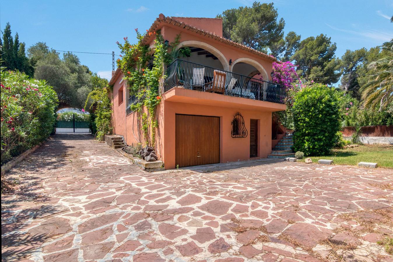 Los Caños, Mediterranean Villa, bbq, piscina, 5min-beach in La Finca, Jávea