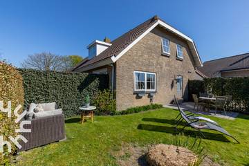 Ferienhaus für 2 Personen, mit Garten und Sauna sowie Terrasse in Zeeland