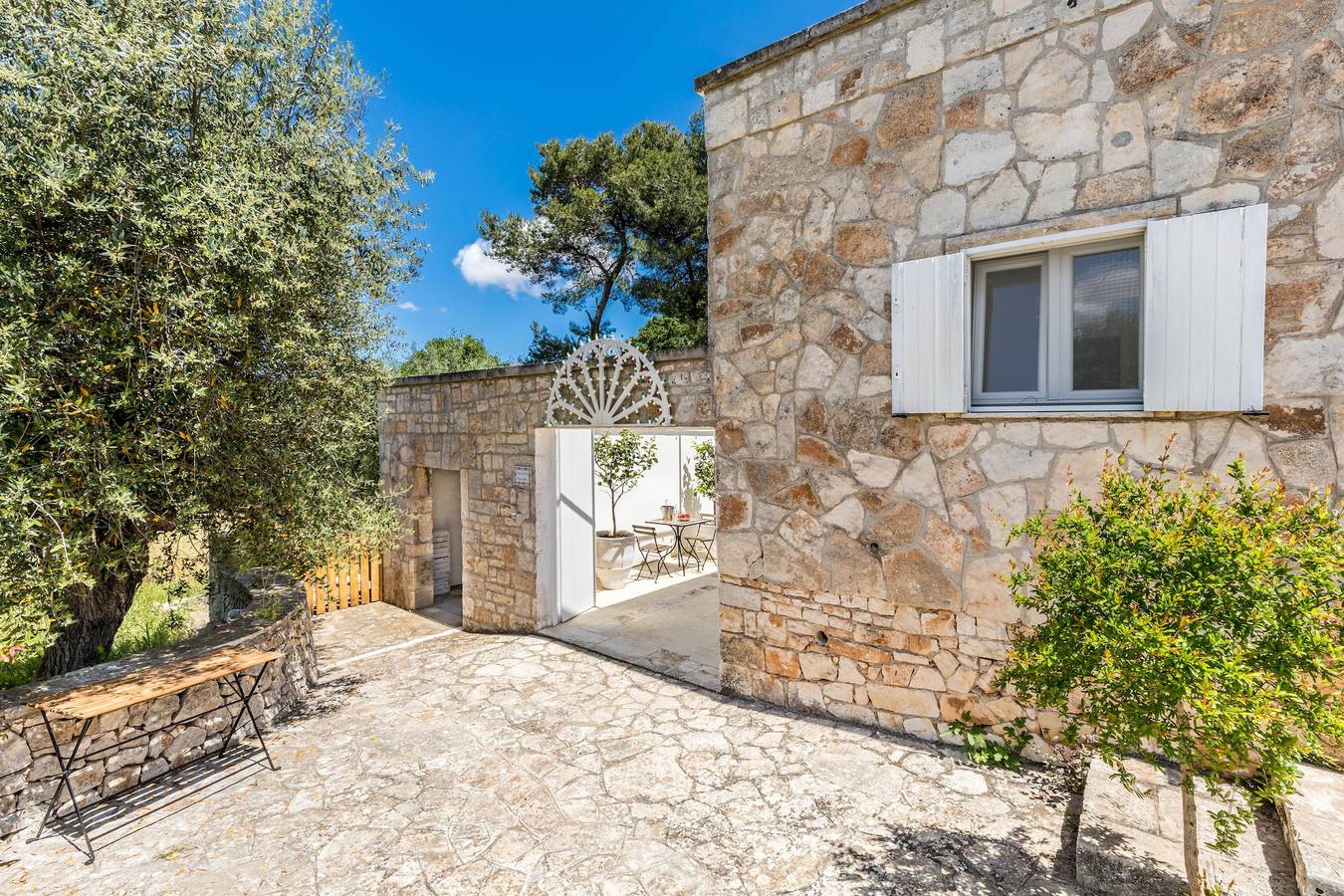 Trullo pour 8 personnes avec jacuzzi in Locorotondo, Province de Bari