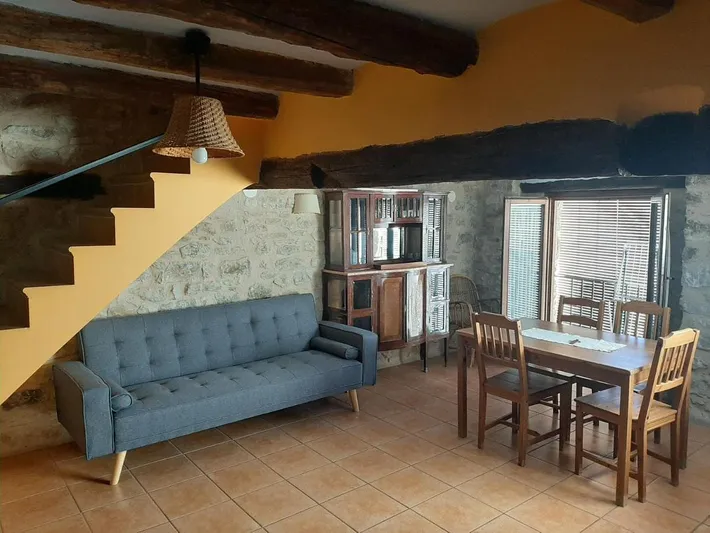 Casa rural para 4 personas, con balcón y vistas - 1