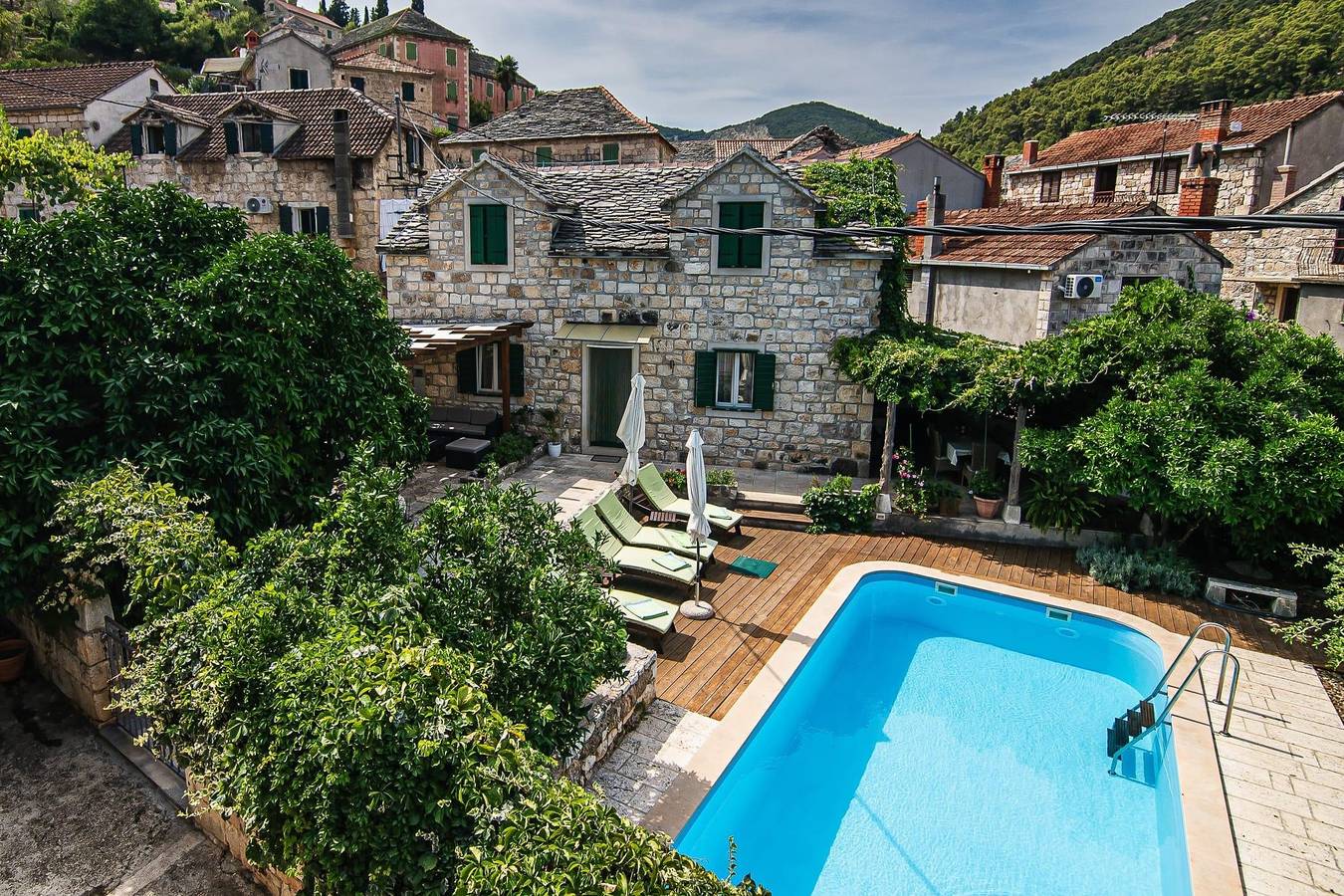 Dvosobna kuća s terasom Dol, Brač in Dol (Postira), Postira