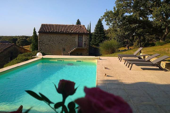 Gîte pour 2 personnes, avec jardin et piscine à Réauville - 4