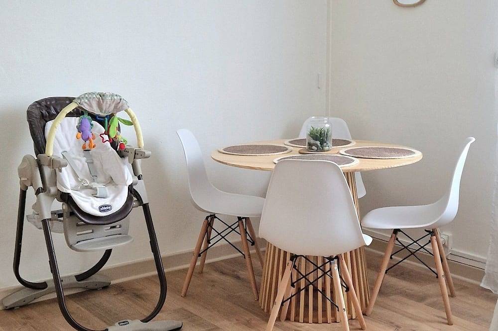 Entire apartment, 300 m from the beach, Private parking, Fresh water, Netflix, Video rewards in Le Portel, Boulogne-sur-Mer region