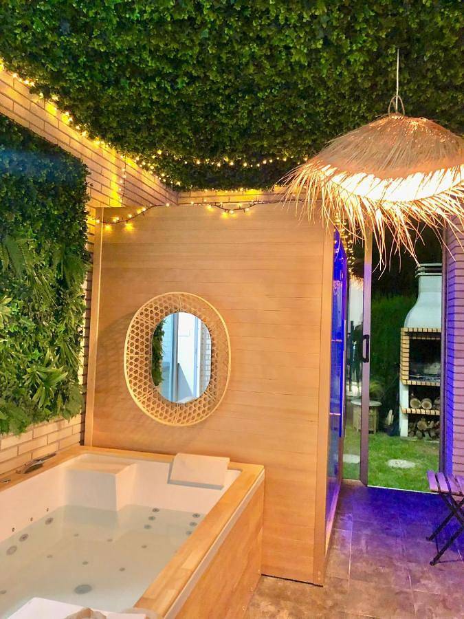 Chalet para 12 personas, con jardín y piscina además de vistas y sauna en Baix Camp - 4