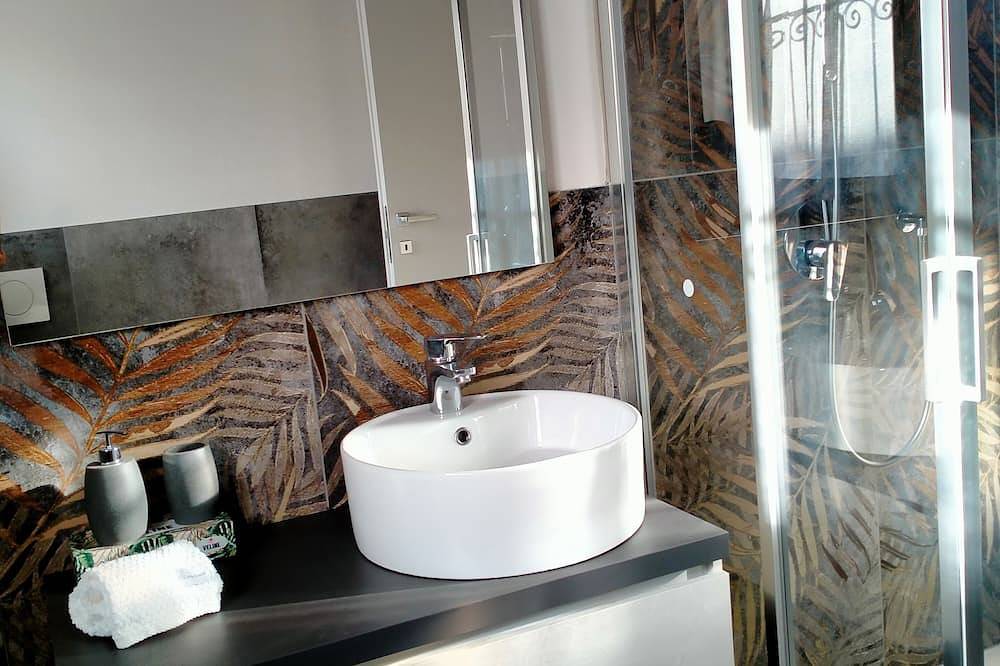 Renovated farmhouse 2min from lake and mountain in Abbadia Lariana, Abbadia Lariana Kommune