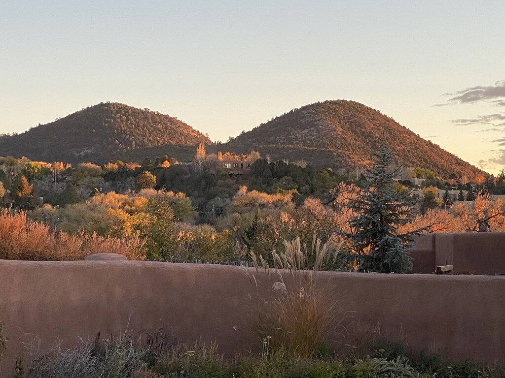 Ganze Wohnung, Experience charm in Historic Eastside, just a quick 5min drive to Santa Fe Plaza in Santa Fe, Santa Fe County