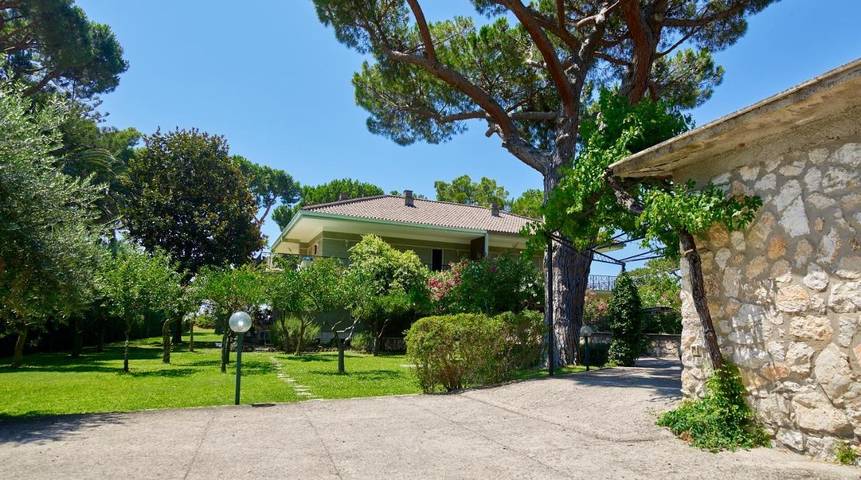 B&b per 2 persone, con Balcone e Terrazza nonché Giardino a Sperlonga
