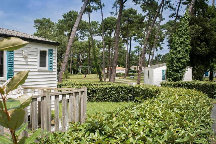 Parc de vacances pour 6 personnes, avec jardin, animaux acceptés en Charente-Maritime - 4