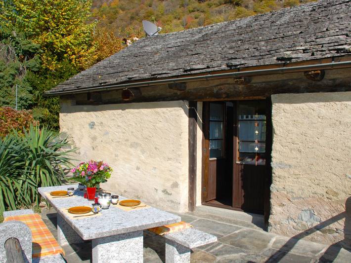 Ferienhaus für 4 Personen, mit Terrasse und Garten sowie Ausblick