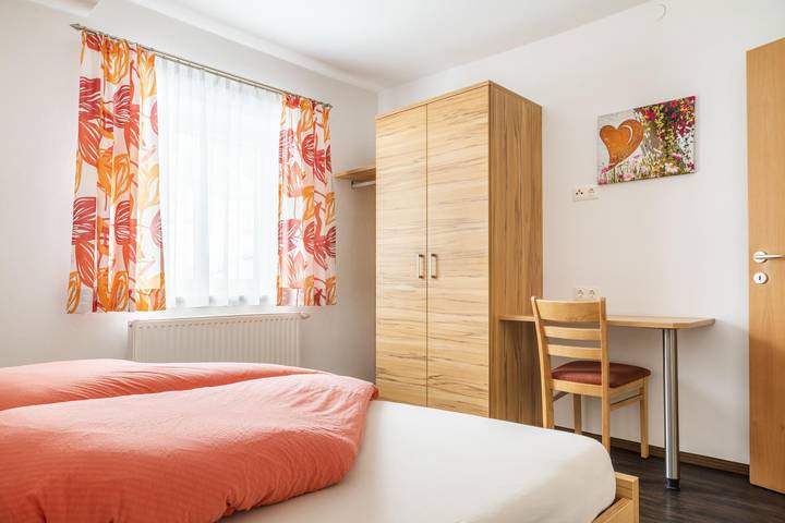 Ganze Ferienwohnung, Ferienwohnung Bergblick, Bad u. Wc getrennt in Göriach, Bundesland Salzburg