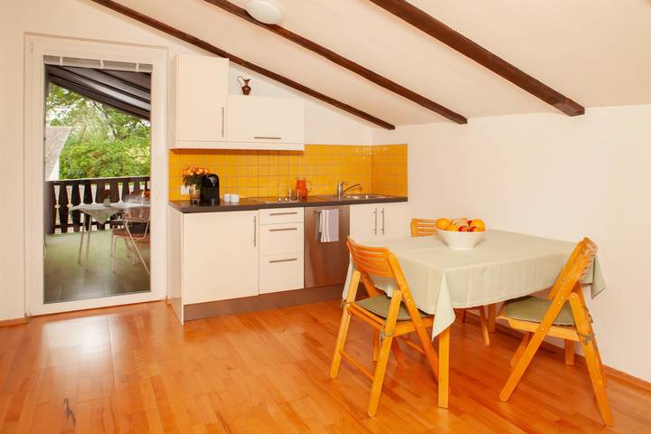Ferienwohnung für 2 Personen, mit Balkon und Garten sowie Seeblick am Ossiacher See - 4