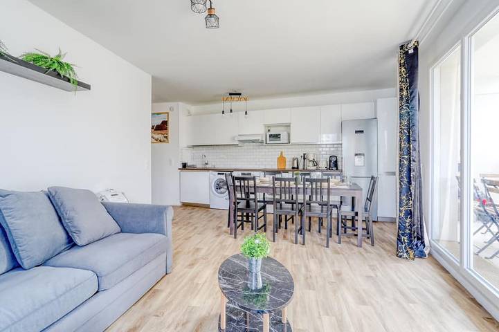 Holiday apartment for 8 people, with balcony - 1