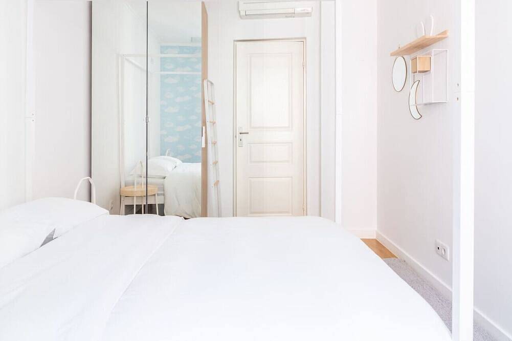 Ganze Wohnung, 3-bedroom Apt with Private Patio in Cacilhas in Almada, Halbinsel von Setúbal