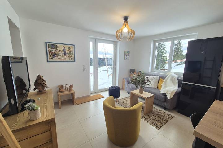 Geheel appartement, Vakantieappartement voor 4 personen met terras in Le Revard, Les Déserts
