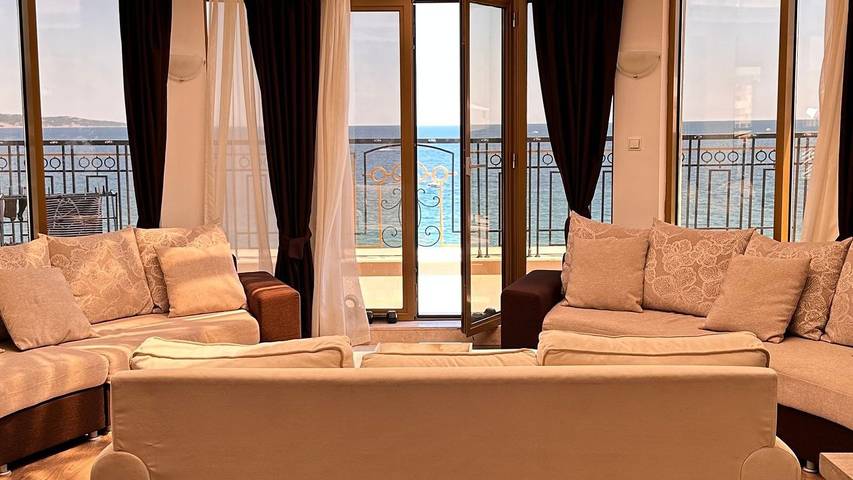 Ferienwohnung für 6 Personen, mit Terrasse und Ausblick, mit Haustier in Sonnenstrand