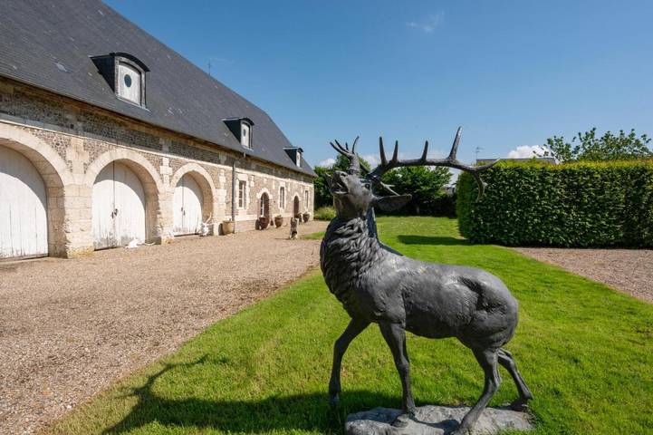 Gîte pour 6 personnes, avec jardin ainsi que vue et piscine à Saint-Sauveur-d'Émalleville