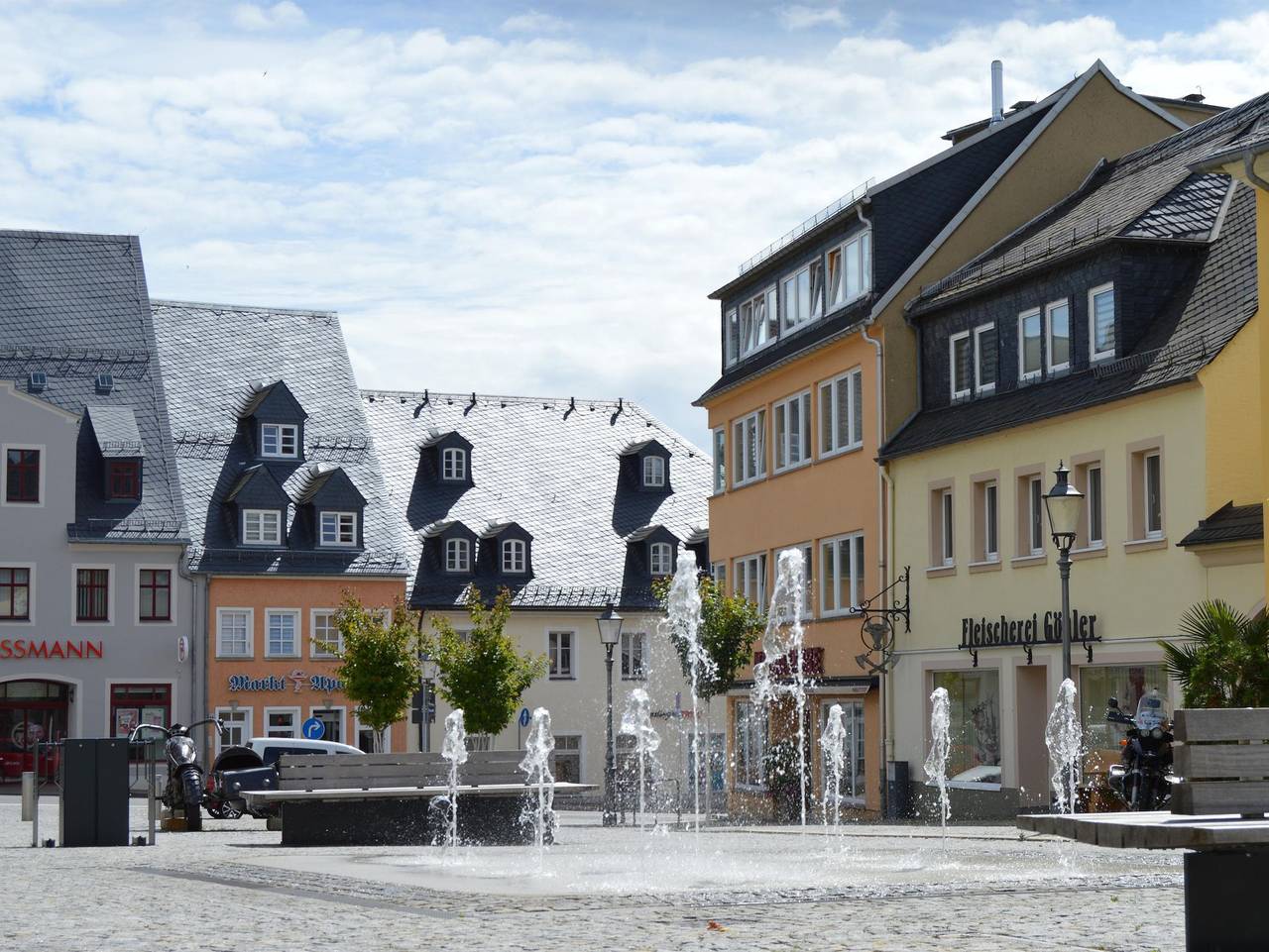 Ganze Ferienwohnung, Ferienwohnung im Stadtzentrum Zschopau - Appartement/Fewo, Dusche, Wc, ruhig in Zschopau, Erzgebirge
