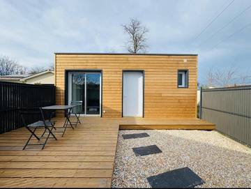 Gîte pour 4 personnes, avec terrasse et jardin à Ludon-Médoc