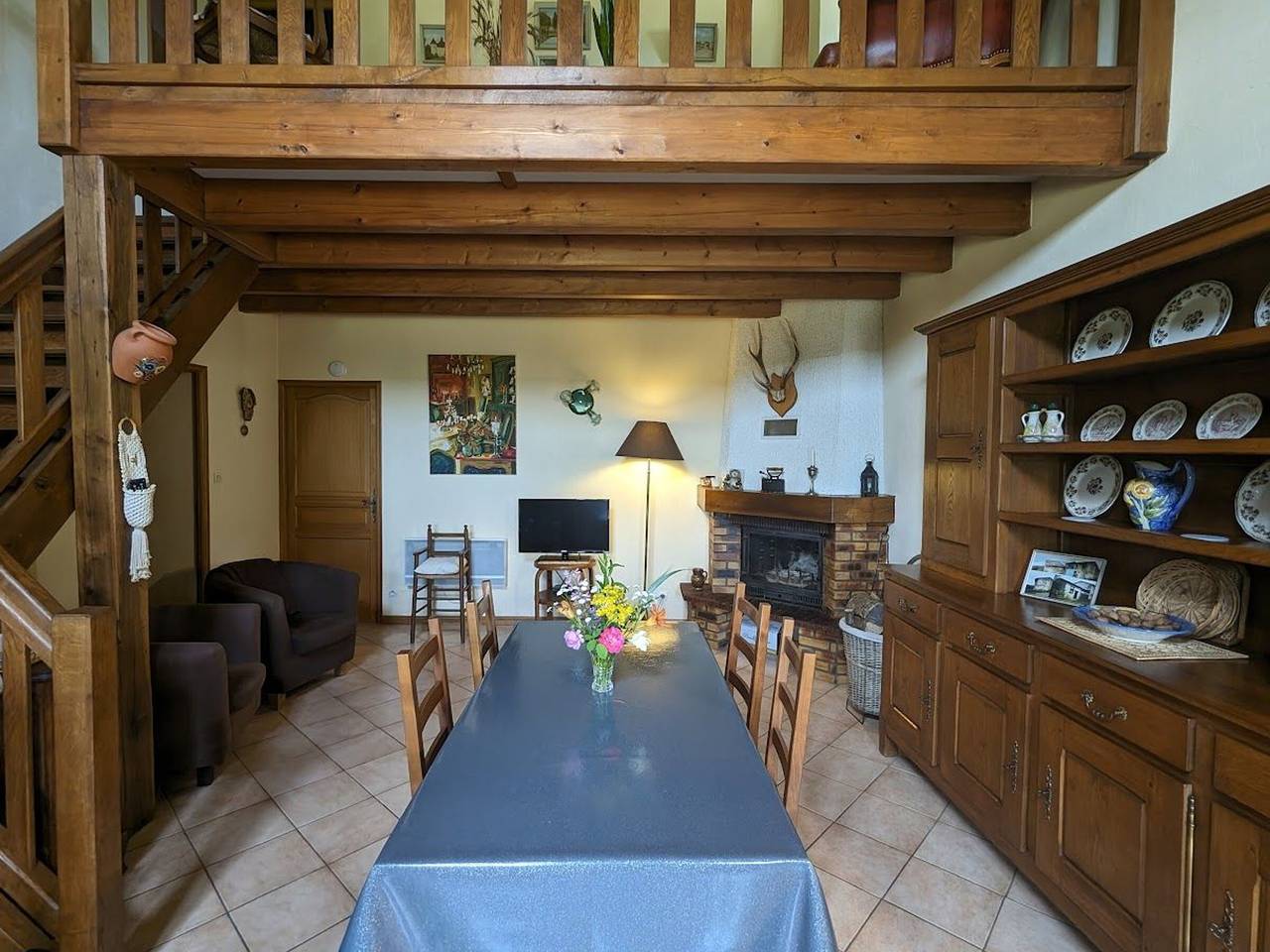 Maison de charme près de Neufchâteau avec jardin, terrasse et jeux extérieurs in Saint-Ouen-lès-Parey, Neufchâteau