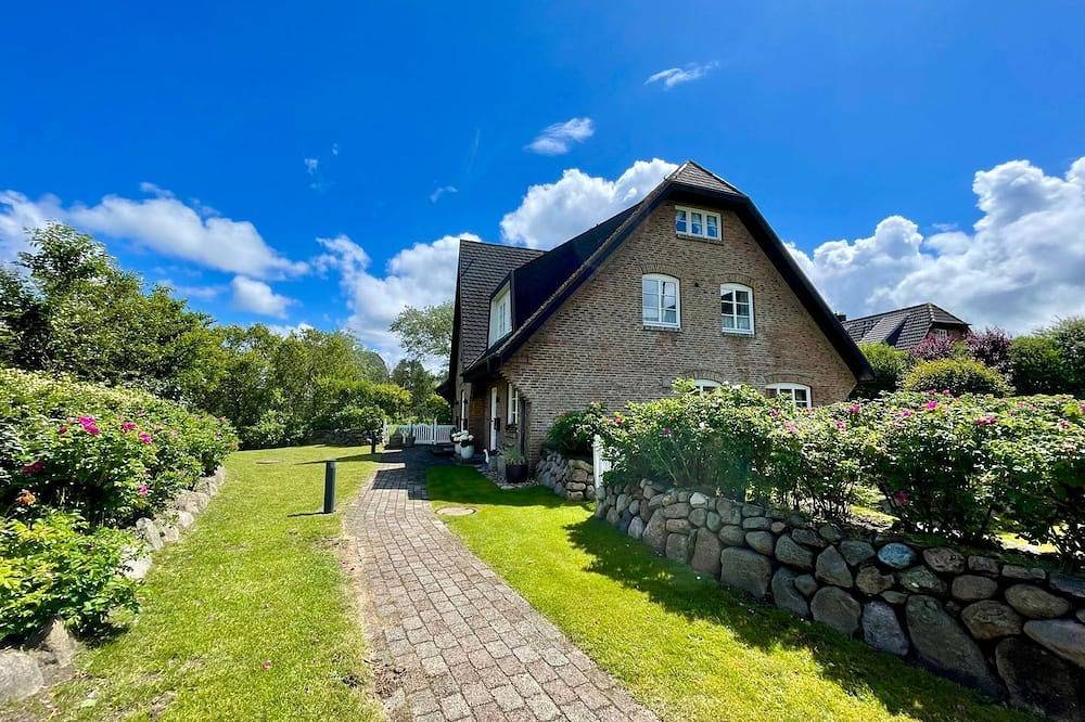 Ganze Wohnung, Amaris-Sylt - Idyllisch gelegene Wohnung mit Balkon für bis zu 4 Personen in Munkmarsch, Sylt (Gemeinde)