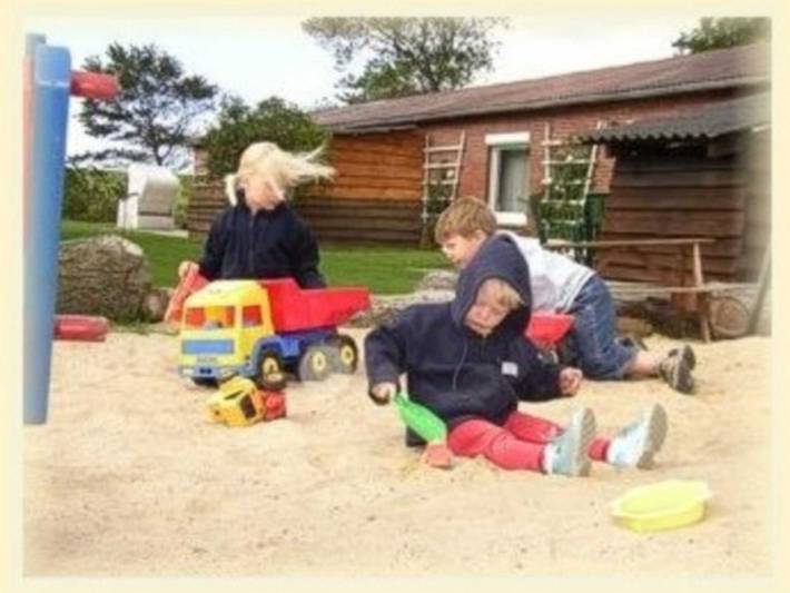 Ferienwohnung für 5 Personen, mit Terrasse und Garten, kinderfreundlich in Friedrichskoog - 4