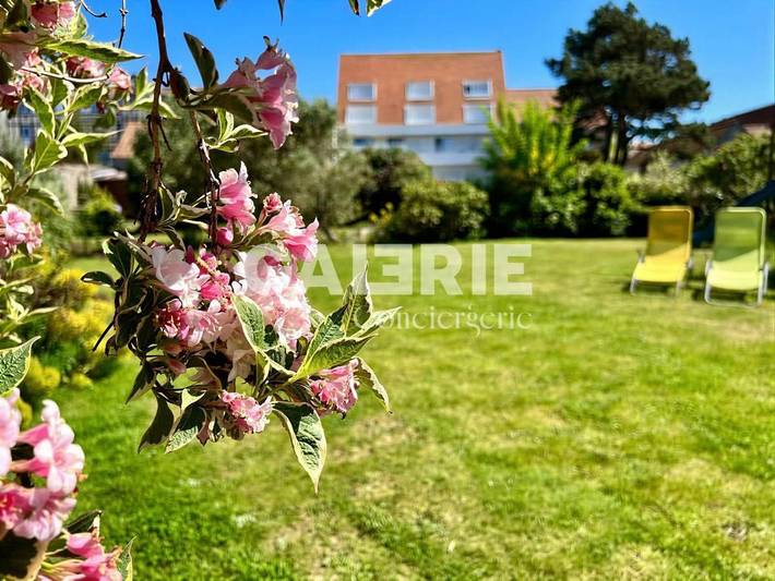 Gîte pour 5 personnes, avec Balcon et Terrasse ainsi que Jardin et Vue dans Office De Tourisme De La Terre Des 2 Caps - 2