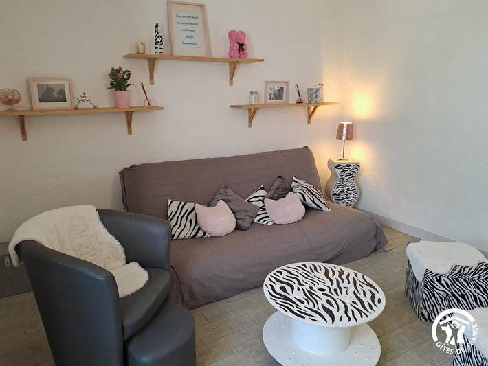 Gîte pour 6 personnes, avec jardin ainsi que piscine et terrasse, animaux acceptés dans le Tarn - 2