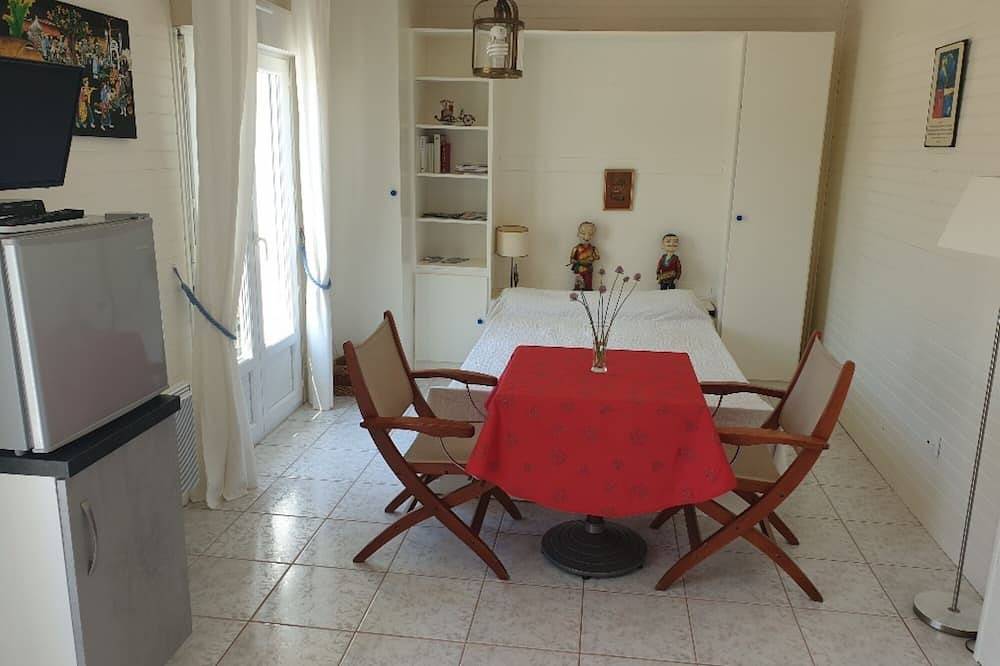 Furnished studio, garden, swimming pool in Soulac-sur-Mer, Lesparre-Médoc und Umgebung