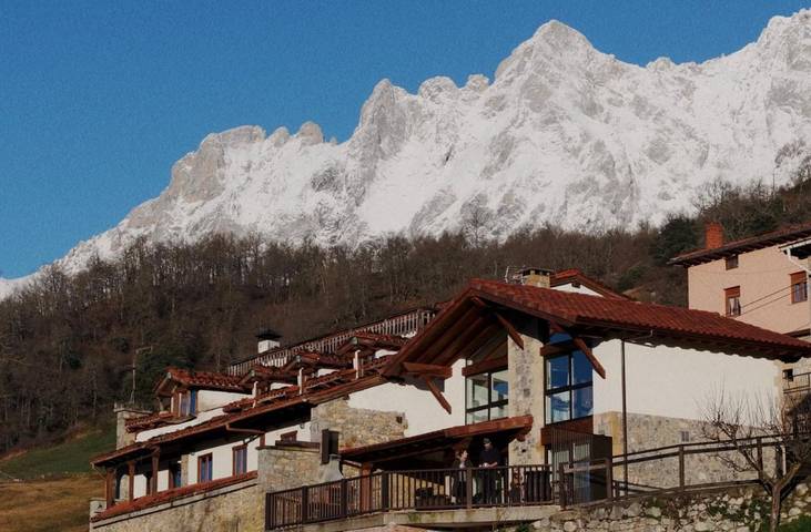 Casa rural para 4 personas, con balcón y vistas, Familias con niños en Parque Nacional de Los Picos de Europa - 2