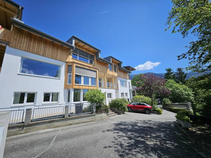 Ferienwohnung für 4 Personen, mit Terrasse und Garten sowie Seeblick und Ausblick am Millstätter See - 2