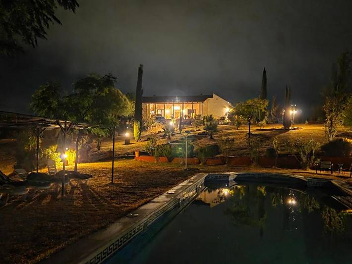 Casa rural para 2 personas, con terraza y piscina además de jardín y vistas en Tierra de Mérida - Vegas Bajas