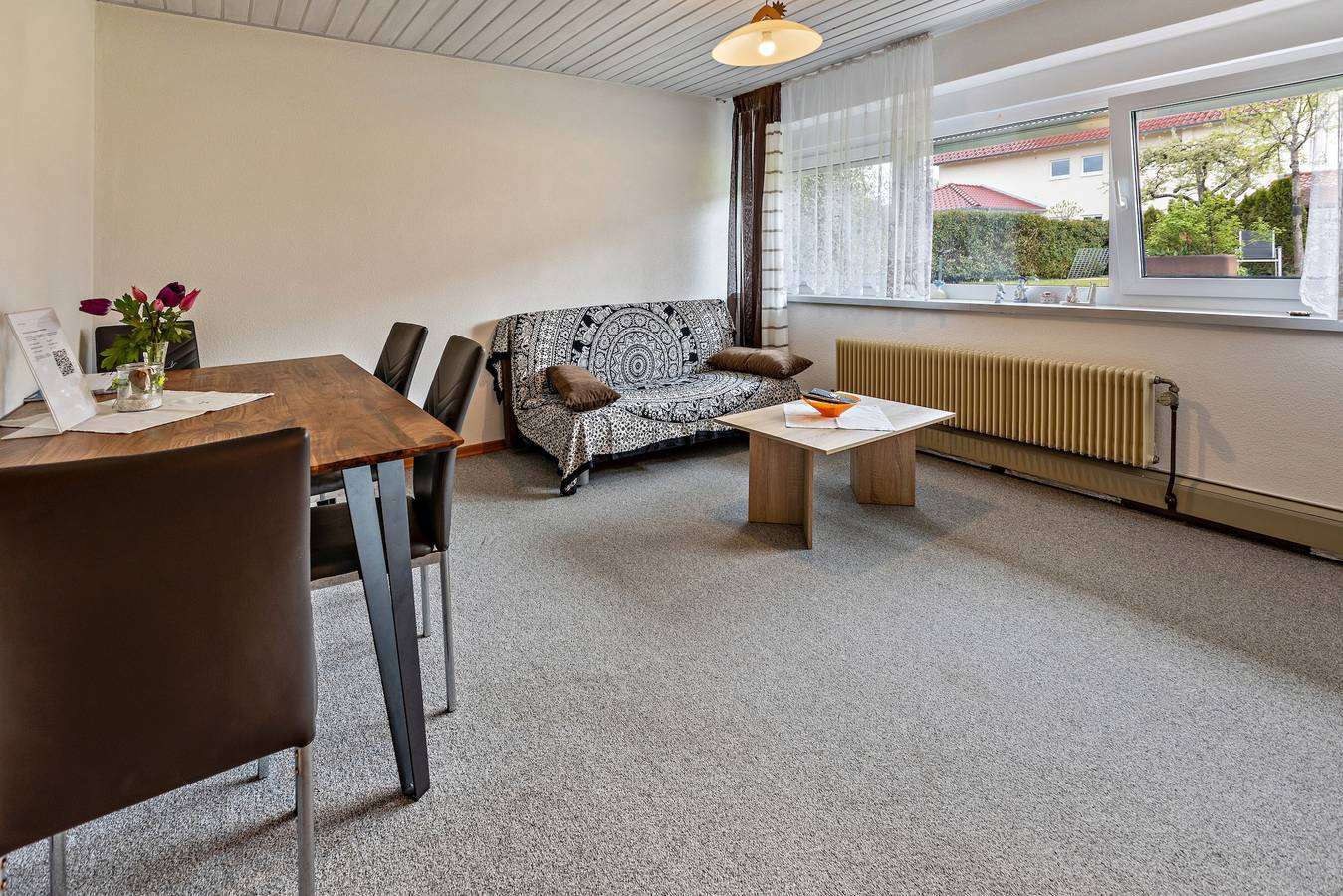 Ganze Wohnung, Ferienwohnung "Wiesenblick" mit Privatterrasse, Gemeinschaftsgarten und Wlan in Radolfzell, Radolfzell am Bodensee