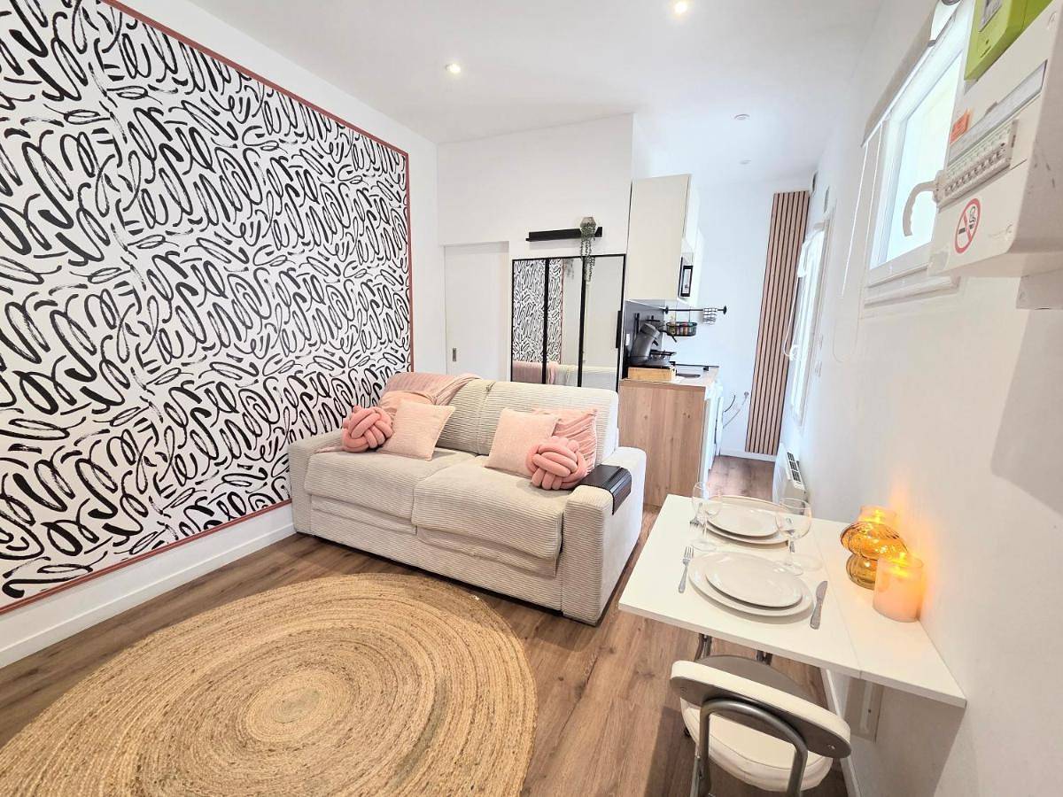 Appartement entier, One-Bedroom Apartment in Villejuif, Val-de-Marne