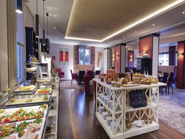 Hotel für 3 Personen, mit Balkon und Pool in Willingen - 3