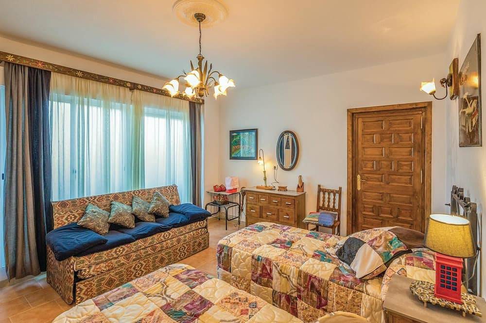 Mooi huis met 2 slaapkamers in Puig. in Vidreres, Costa Brava