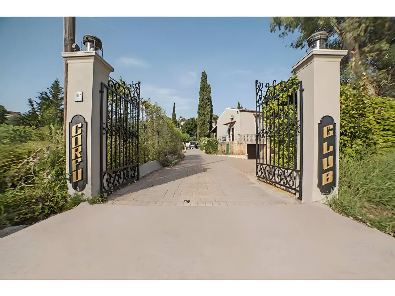 Apartamento 'Corfu Club Executive Suite' con piscina compartida, Wi-Fi y aire acondicionado in Limni (Corfú), Corfú