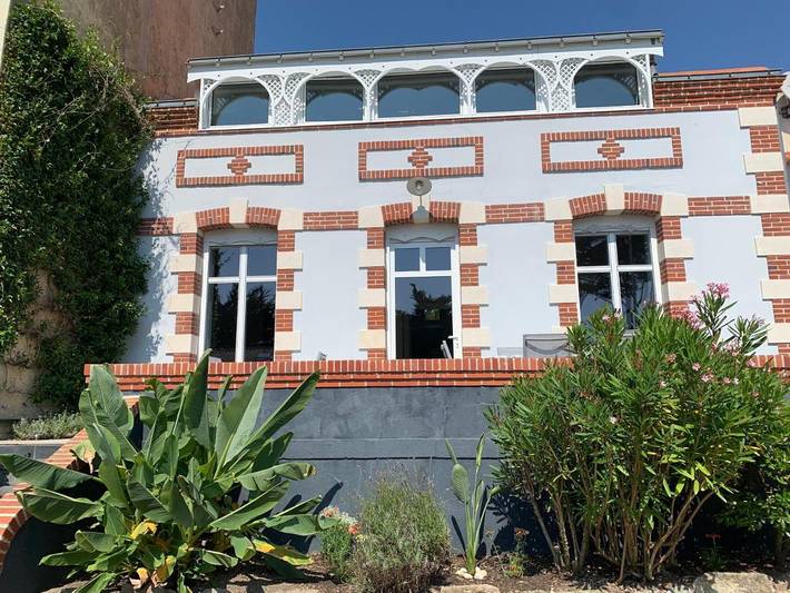 Location de vacances pour 8 personnes, avec vue et jardin dans Plage Du Port Meleu Prefailles - 2