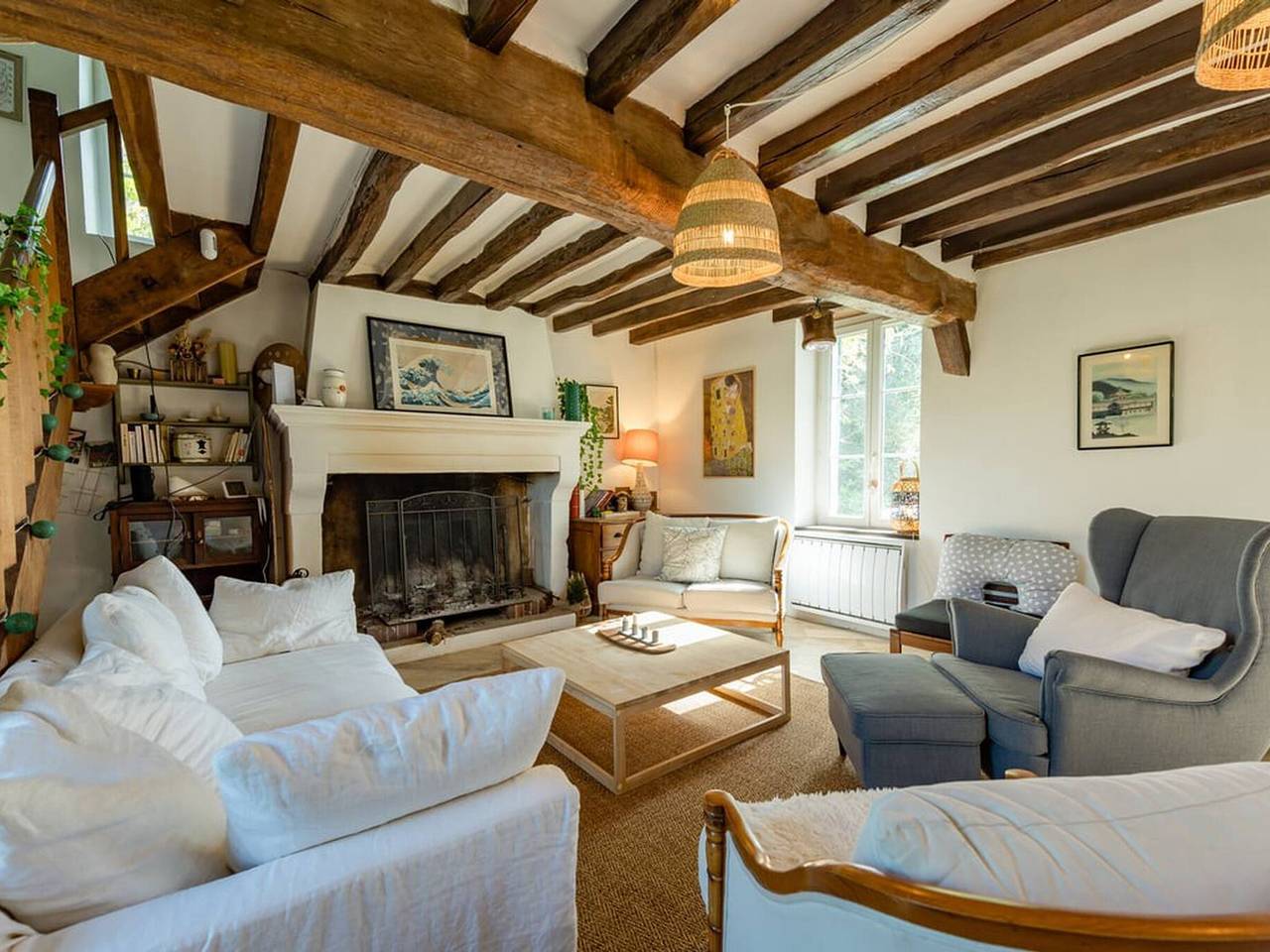 Modern and comfy house in Ouanne for 14 people in Ouanne, Auxerre region