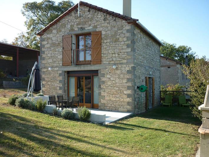 Gîte pour 5 personnes, avec jardin et balcon dans Massif central - 2